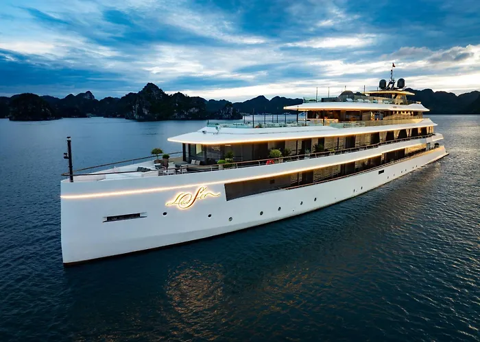 La Sen Of The Bay Cruises 船屋