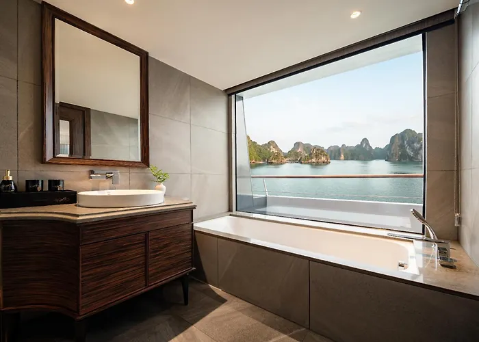船屋 La Sen Of The Bay Cruises 下龍
